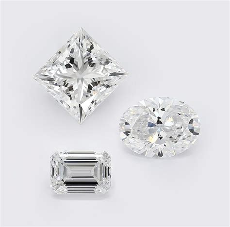 What Is The Difference Between Cubic Zirconia And Lab Grown Diamond