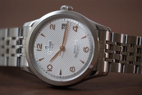 Tudor 1926 Classic Automatic Watch Review - WatchReviewBlog