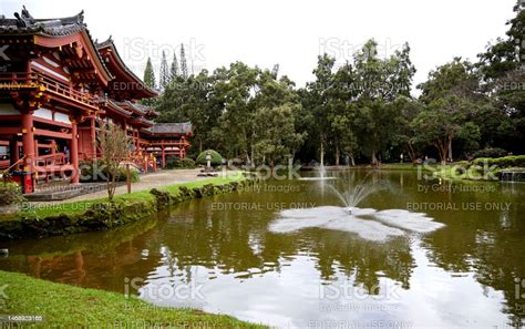 Byodoin Temple Oahu Hawaii Side View With Pond Stock Photo Download