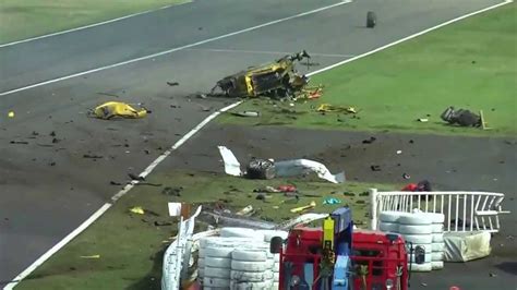 Big Horror Ferrari 458 Crash At Suzuka 2013 Full Crash Review Hd