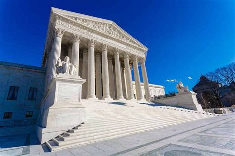 Scotus Under Fire For Giving Feds Green Light To Cut Border Wire