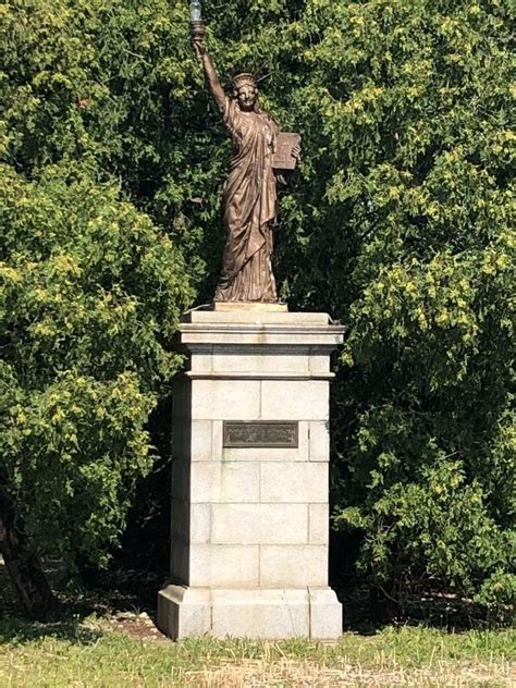 Statue Of Liberty Replica Historical Marker