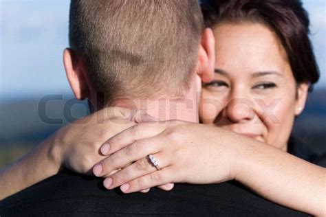 Ein Junges Glückliches Paar Das Gerade Verlobt Stock Foto Colourbox
