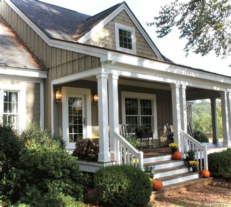 10 teeny tiny houses with big style. 60+ Beautiful Small Cottage House Exterior Ideas