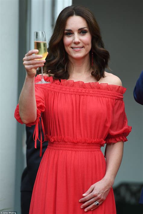 Kate Middleton Celebrates The Queen S Birthday In Berlin Daily Mail