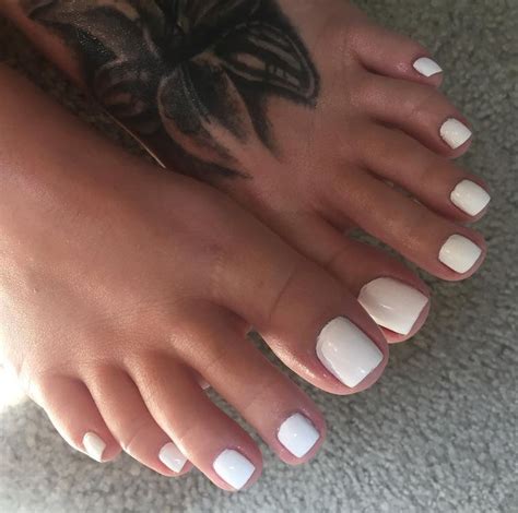 Pin By To Be Honest On Female Feet Pedicure Toe Nails White Toe Nails White Pedicure