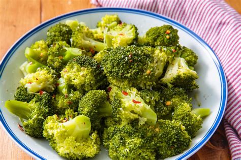 Best Steam Broccoli Recipe How To Steam Broccoli In Every Way