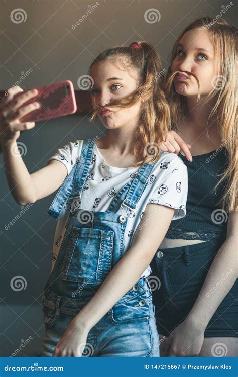 Young Women Taking Selfie Using Smartphone Camera Stock Image Image Of People Girl 147215867