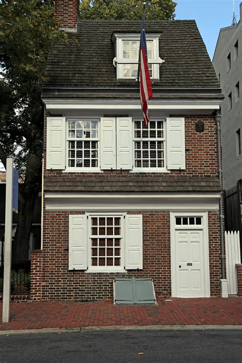Take A Tour Around The Betsy Ross House In Philadelphia Photos