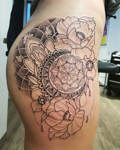 Thigh Mandala And Flowers Done By Kaitlin Matthews Cakelintattoos Best