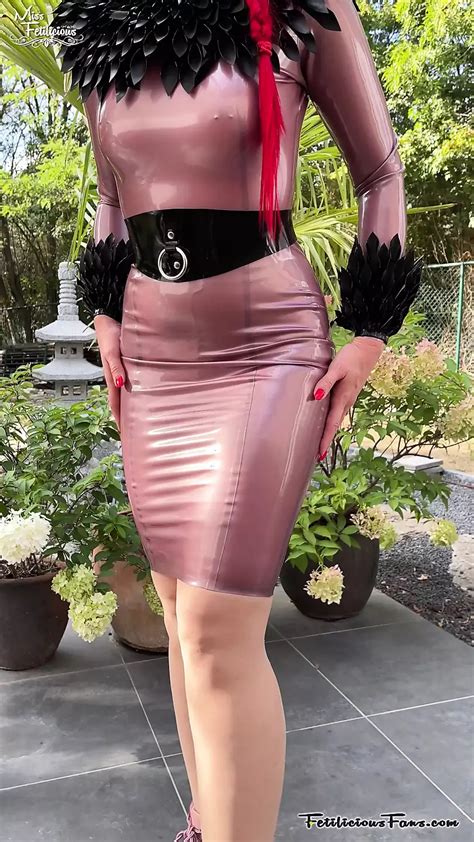 Miss Fetilicious In Electric Rose Latex Dress Xhamster