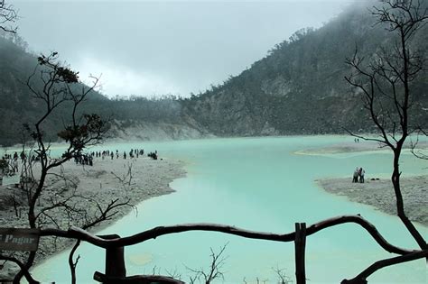 10 Tempat Wisata Di Bandung Yang Wajib Dikunjungi