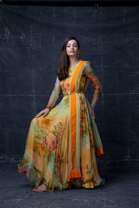 Alibaba.com offers 1,099 party wear anarkalis products. Partywear Floral Anarkali Gown / Sonam Kapoor Designer ...