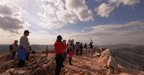 Jesus Trail In Israel Blends History And Stunning Views Cbs News