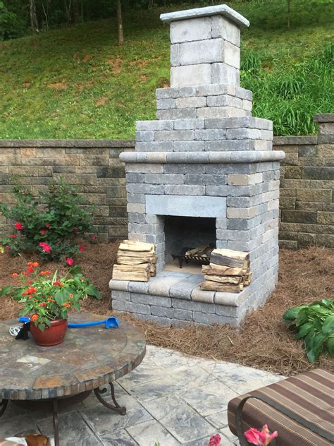 Outdoor Patio Fireplace From General Shale Brick Patio Fireplace