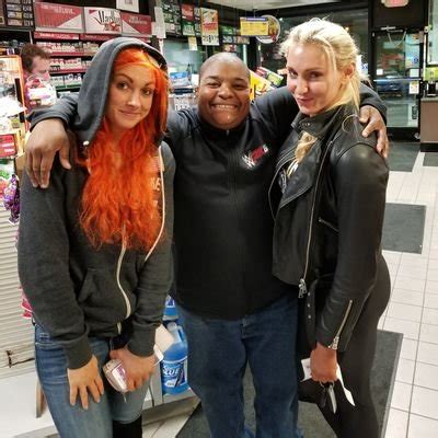 Aubrey Rose On Twitter Thanks For The Picture NaomiWWE And WWEUsos