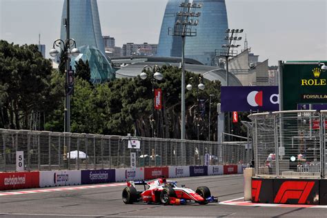 Shwartzman Cruises To F2 Sprint Race 1 Victory In Baku Motorsport Week