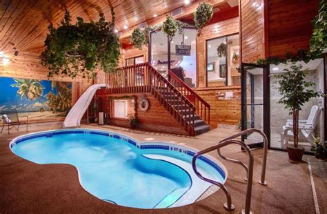 Sybaris Is The Most Romantic Hotel In Illinois