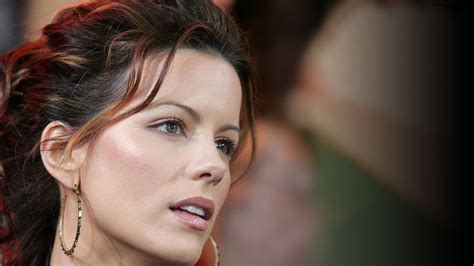 Women Kate Beckinsale Hd Wallpapers Desktop And Mobile Images And Photos