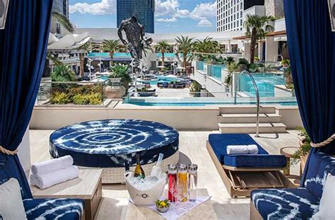 Palms Pool Cabanas And Daybeds Hours And Photos Las Vegas