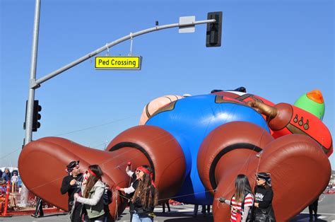 2015 Port Of San Diego Holiday Bowl Parade Nbc 7 San Diego
