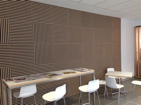 Soundform Groove Acoustic Panels Used In A Commercial Buildings Foyer