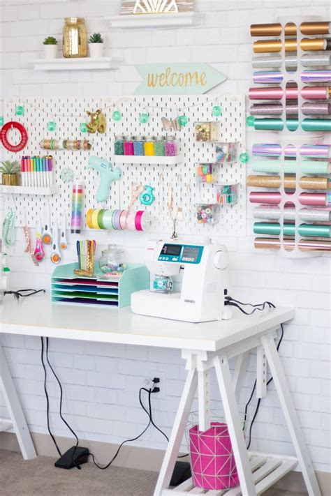 Cute And Functional Craft And Sewing Room Ideas Sewing Room Organization Sewing Rooms Craft