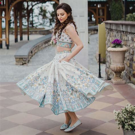 We don't sell or own any content posted. 11+ Inspirational Floral Lehenga Designs For Bride