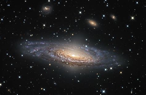 Nautre Monde Ngc 7331