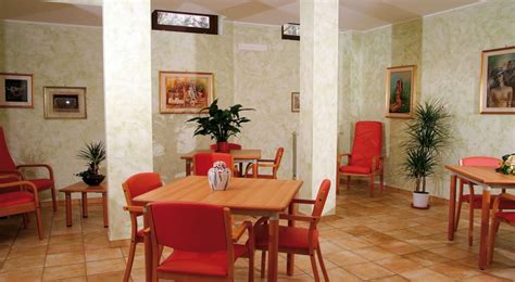 Case di riposo a roma, comunità alloggio o casa famiglia per anziani? Casa di Riposo Villa Marisa Le Molette | Casa di Riposo ...