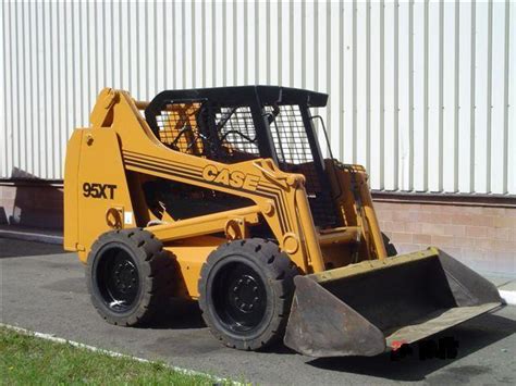 Case 95 Xt Kompaktladerladerradlader Bobcat Gehl For Sale Skid