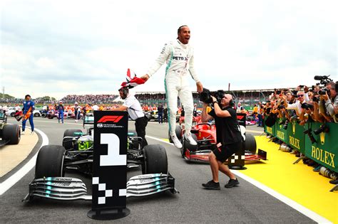 Lewis Hamilton Remporte Le Gp De Grande Bretagne Devant Bottas Et Leclerc Silverstone Eurosport
