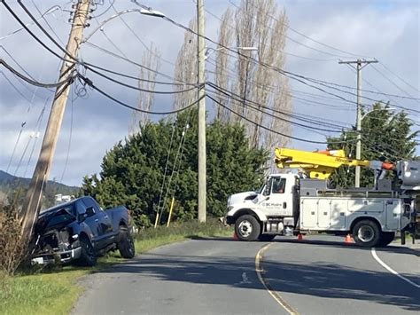 Carey Road Closed In Both Directions Following Single Vehicle Crash