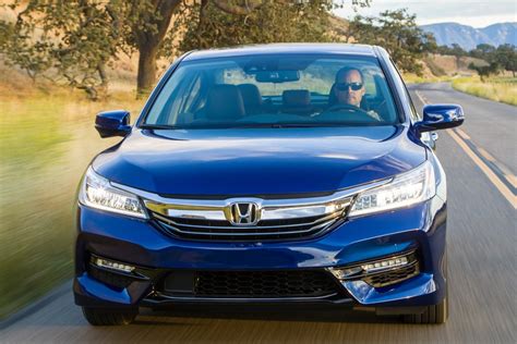Thankfully, the accord is not only good, but it's probably a little bit better than it even needs to be to claim the title for midsize sedan dominance. 2017 Honda Accord Hybrid Gets More Horsepower, Better ...