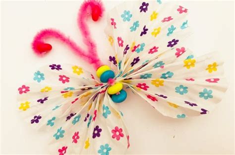 5 Minute Cupcake Liner Butterflies Butterfly Art And Craft Spring