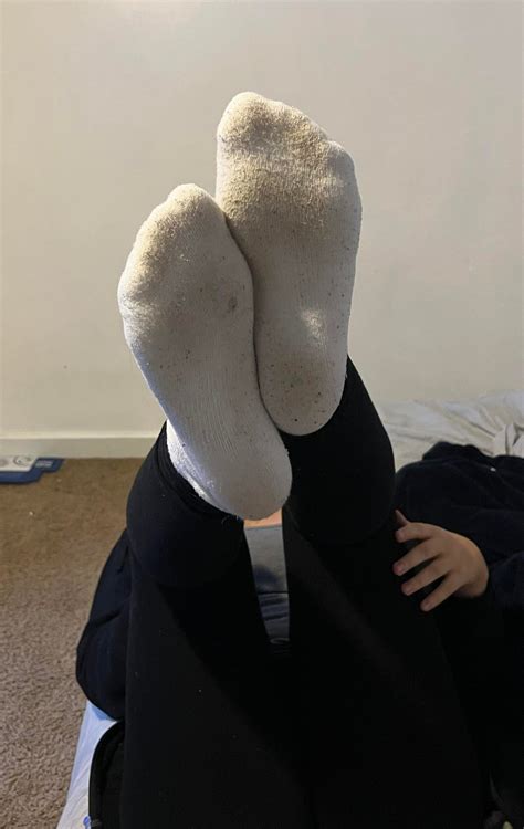 have you ever smelled sweaty smelly college volleyball socks before💦 [selling] r usedsocks