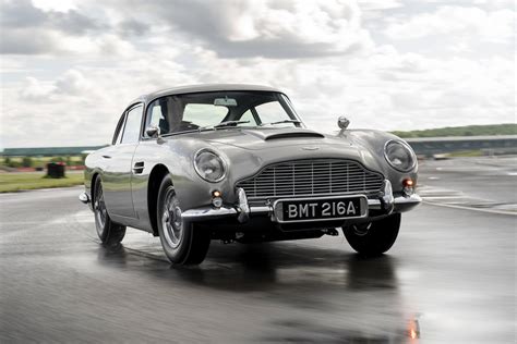 Aston Martin Stellt Das James Bond Auto Von 1964 Her Neu Ab Fabrik