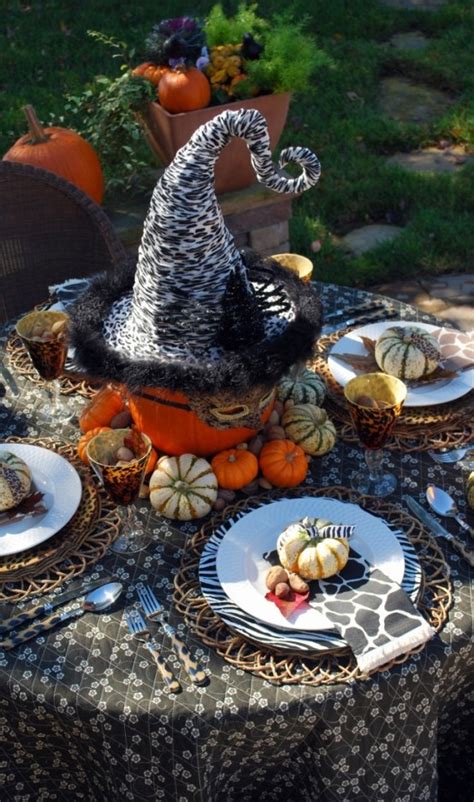 11 Awesome Outdoor Halloween Party Ideas Awesome 11
