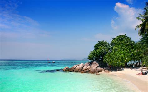 Beautiful Ko Lipe Island Beach In Thailand Hd Wallpaper Download Hd