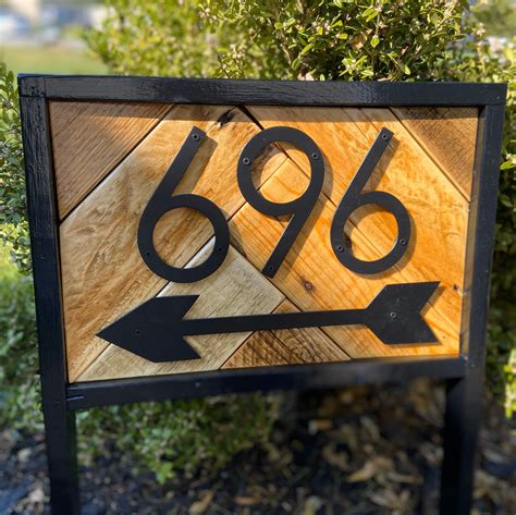 Make It Easy For Visitors To Find Your Home Update Your House Numbers