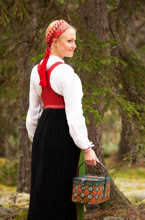 One Of Värmlands Sweeden Most Traditional Costume Folkdräkter