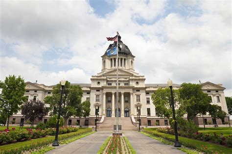 35 Cool Photos Of The South Dakota State Capitol Boomsbeat