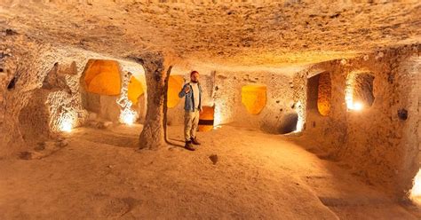 Derinkuyu The Ancient Underground City Discovered In Turkey Video