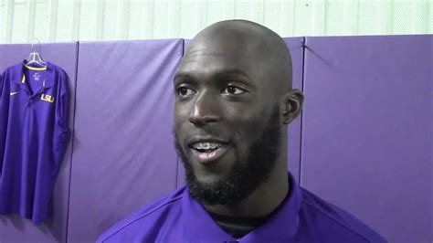 Lsu Rb Leonard Fournette Says His Phone Gets Frozen After Games From Calls And Texts Video
