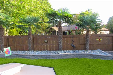 Palm trees grow in hot climates and they are a symbol for tropics and vacations. Free photo: palm trees backyard - Backyard, Branches ...