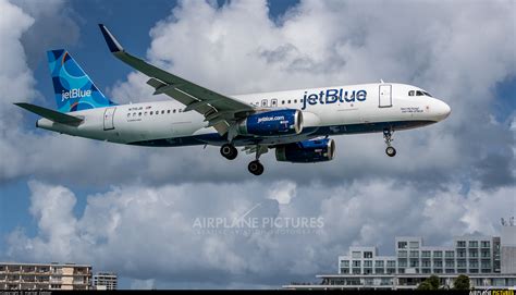 N715jb Jetblue Airways Airbus A320 At Sint Maarten Princess Juliana