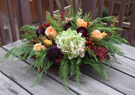 Table Centerpiece For Christmas Fresh Flowers Arrangements