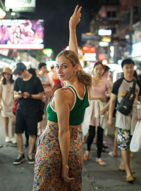 18 Reasons You Need To Plan A Trip To Bangkok | Bangkok shopping, Bangkok, Bangkok fashion
