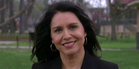 Rep Tulsi Gabbard Battles To Build Momentum In Crowded Field Of