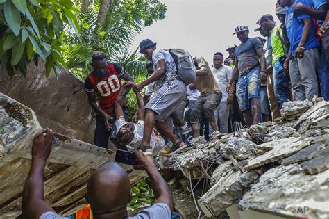 Tensions Grow In Haiti Over Slow Pace Of Aid After Quake — Ap Photos